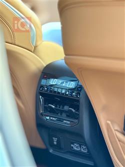 جیپ گراند شیرۆکی